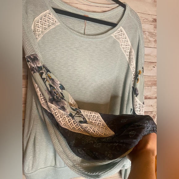 Free People mint combo color boho top PTP 28” - Picture 3 of 9